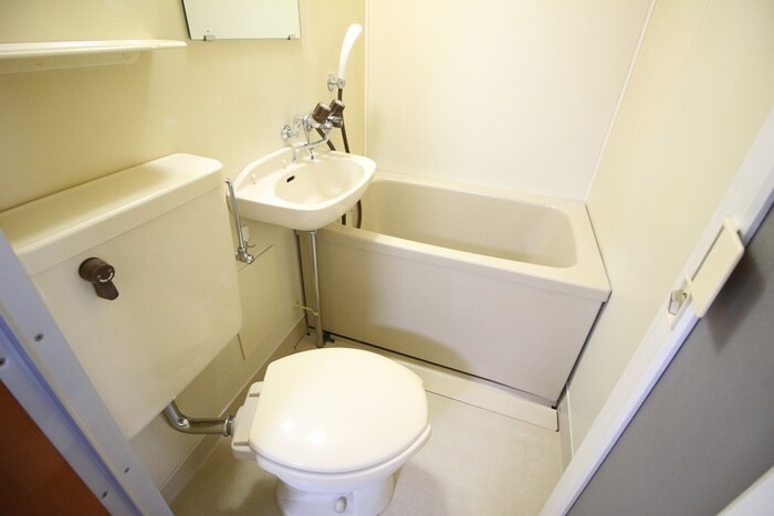 物件内観写真13　(バス／シャワールーム等)