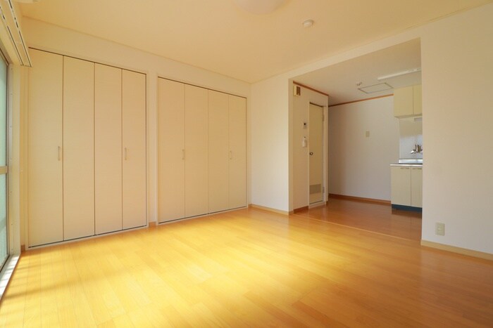 物件内観写真8　(居室)