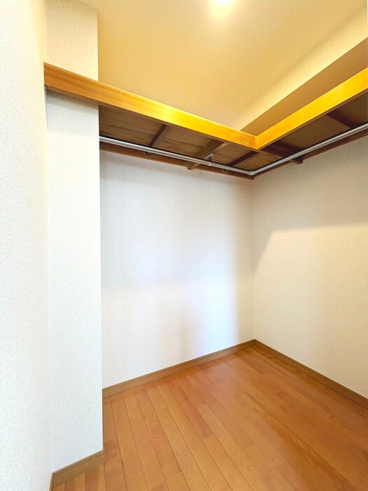 物件内観写真15　(収納)