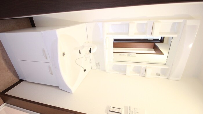 物件内観写真13　(洗面)