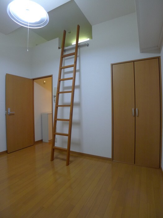 物件内観写真5　(居室)