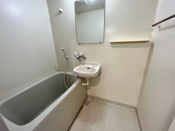 物件内観写真11　(バス／シャワールーム等)