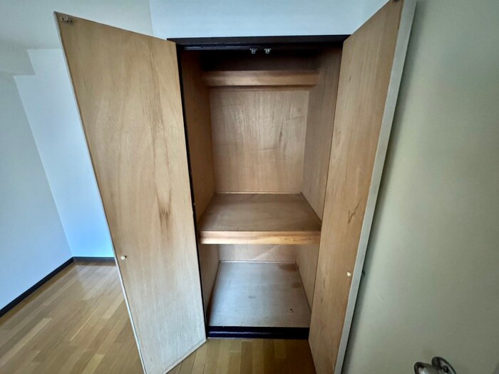 物件内観写真8　(収納)