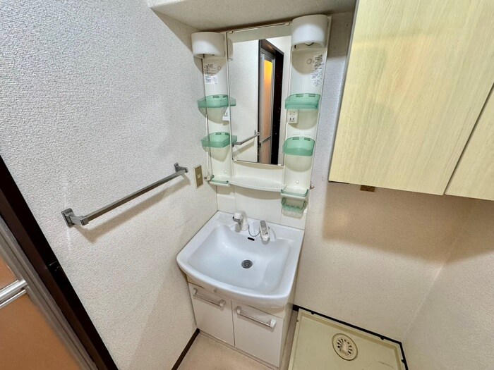 物件内観写真12　(洗面)