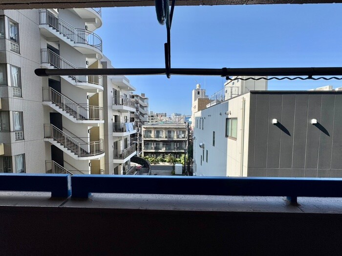 物件内観写真19　(室内からの展望)