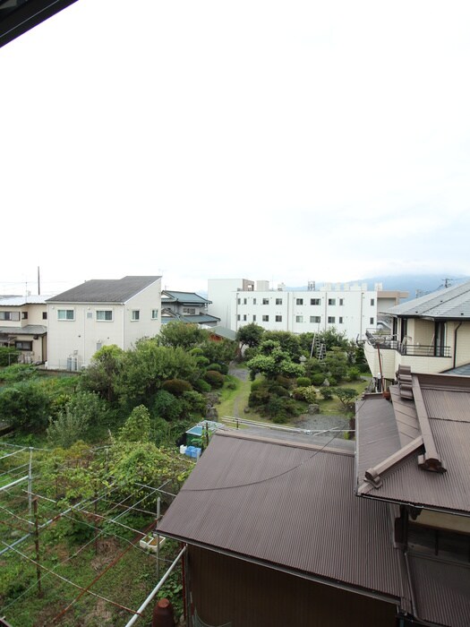 物件内観写真16　(室内からの展望)