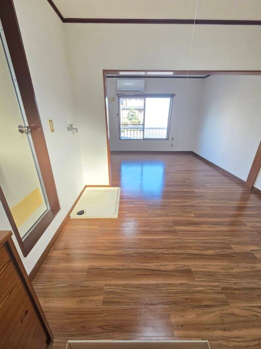 物件内観写真17　(廊下)