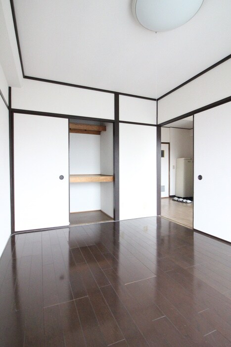 緑ケ丘マンションの居室