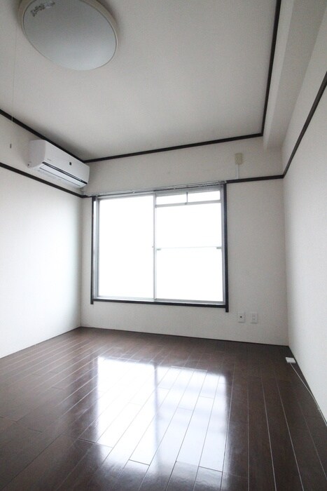 緑ケ丘マンションの居室