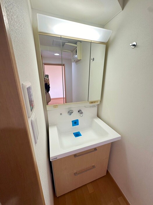 物件内観写真16　(洗面)