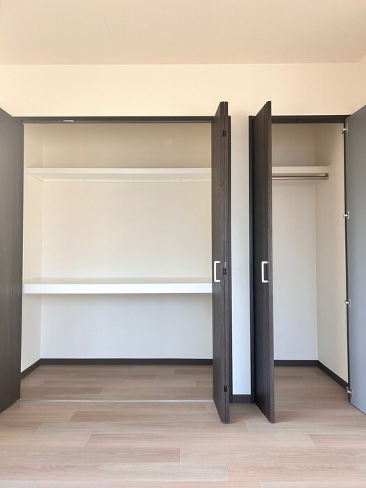 物件内観写真13　(収納)