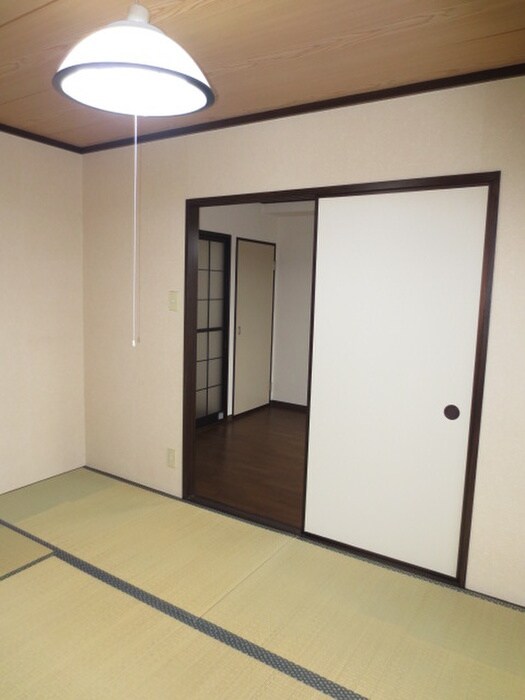 物件内観写真9　(廊下)