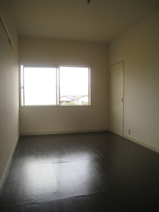 物件内観写真6　(居室)