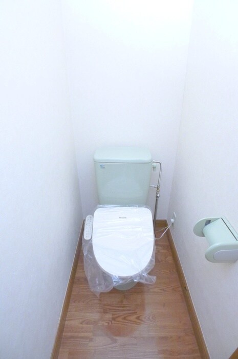 物件内観写真16　(トイレ)