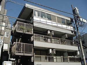 ＰＡＴＩＯ ＹＯＹＯＧＩ外観写真