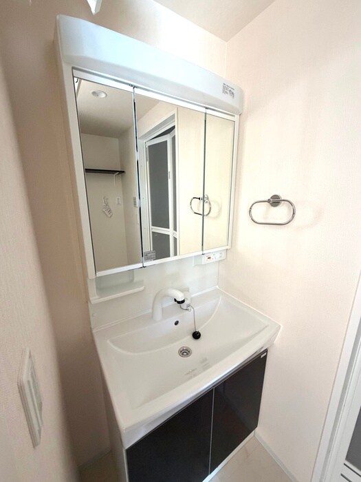 物件内観写真13　(洗面)