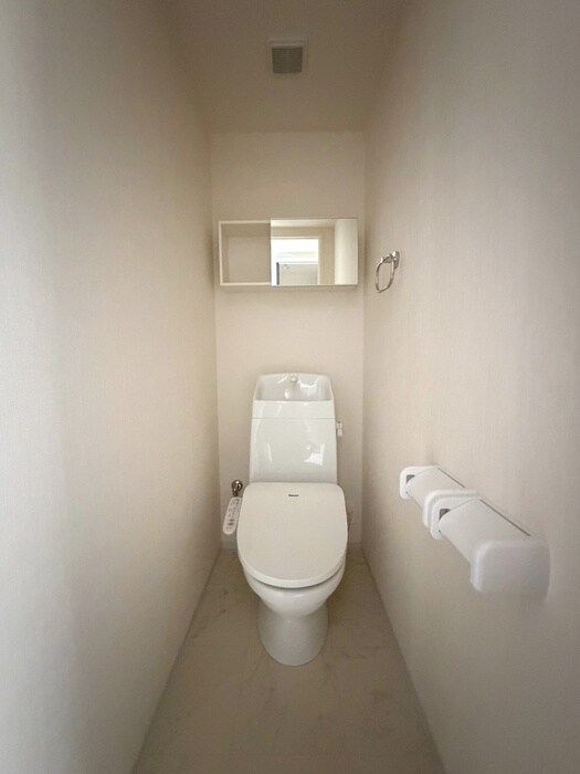 物件内観写真14　(トイレ)