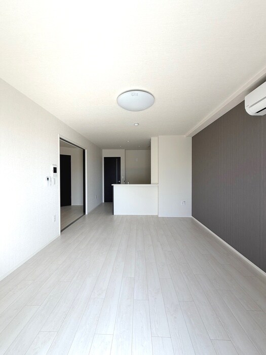 物件内観写真19　(居室)