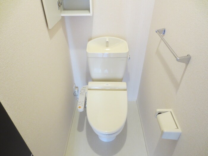 物件内観写真14　(トイレ)