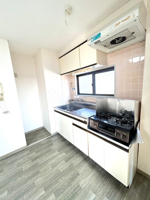 エクセレント  盛のキッチン