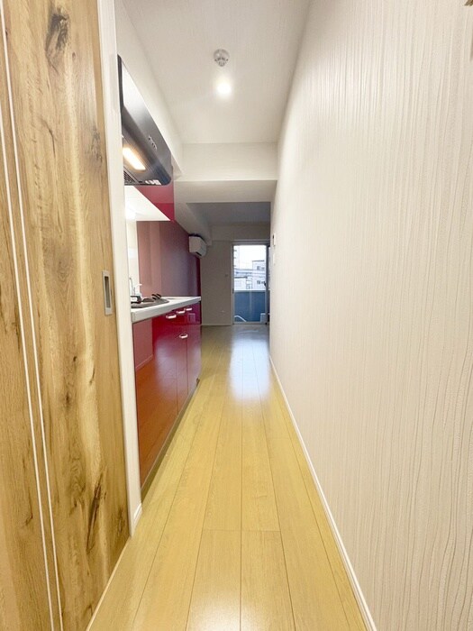 物件内観写真16　(廊下)