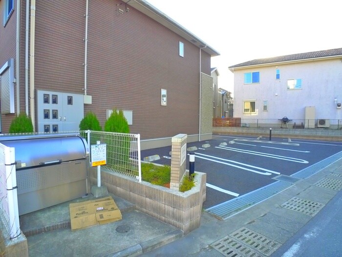 物件外観写真4　(建物設備)