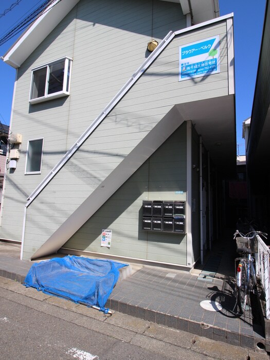 物件外観写真5　(外観写真)