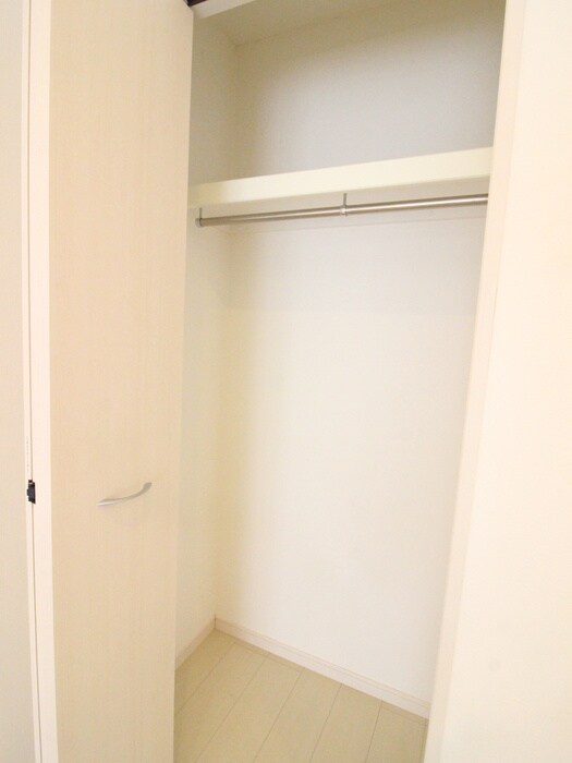 物件内観写真18　(収納)