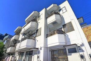 メゾンﾄﾞ秋山外観写真
