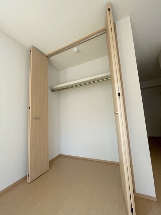 物件内観写真13　(収納)