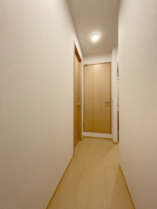 物件内観写真17　(廊下)