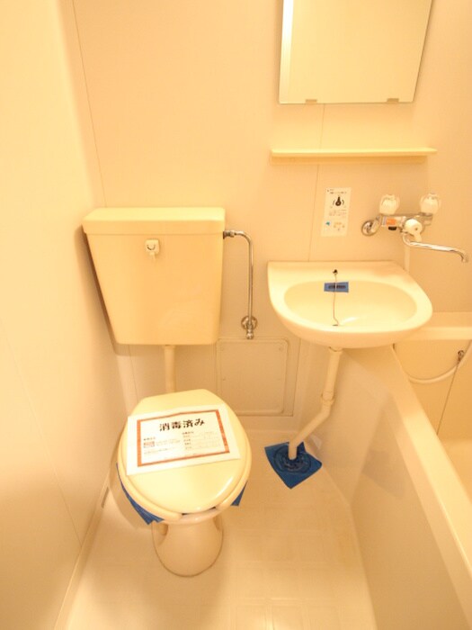 物件内観写真14　(トイレ)