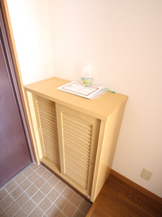 物件内観写真18　(靴箱)