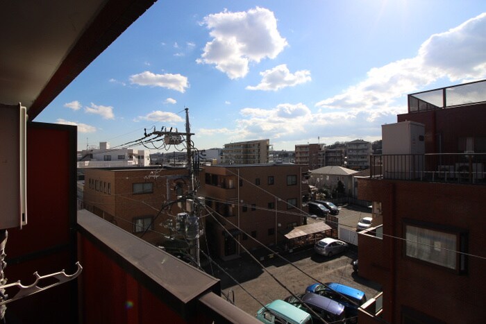 物件内観写真20　(室内からの展望)