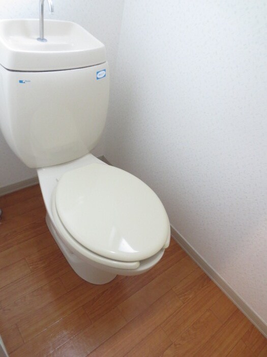 物件内観写真14　(トイレ)