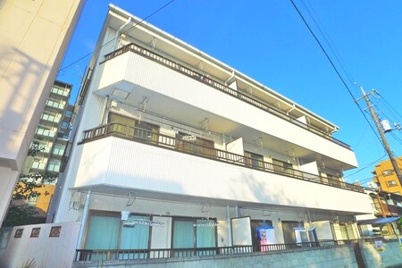 高橋コーポ外観写真