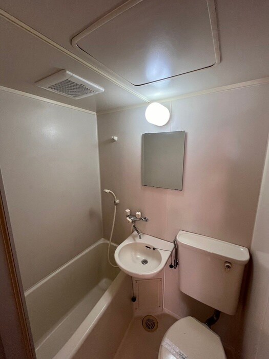 物件内観写真9　(洗面)