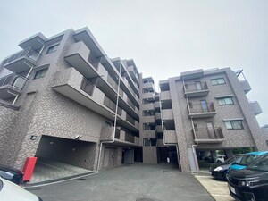 中山南パーク・ホームズ（506）外観写真