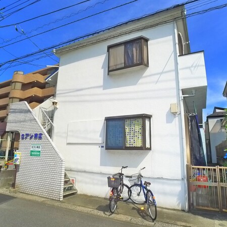 セブン末広外観写真