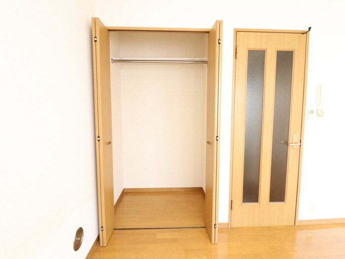 物件内観写真13　(収納)