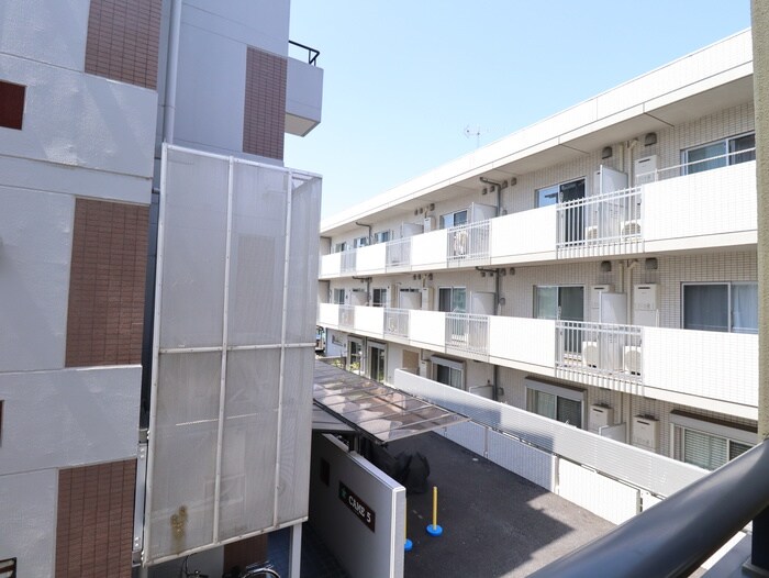 物件内観写真22　(室内からの展望)