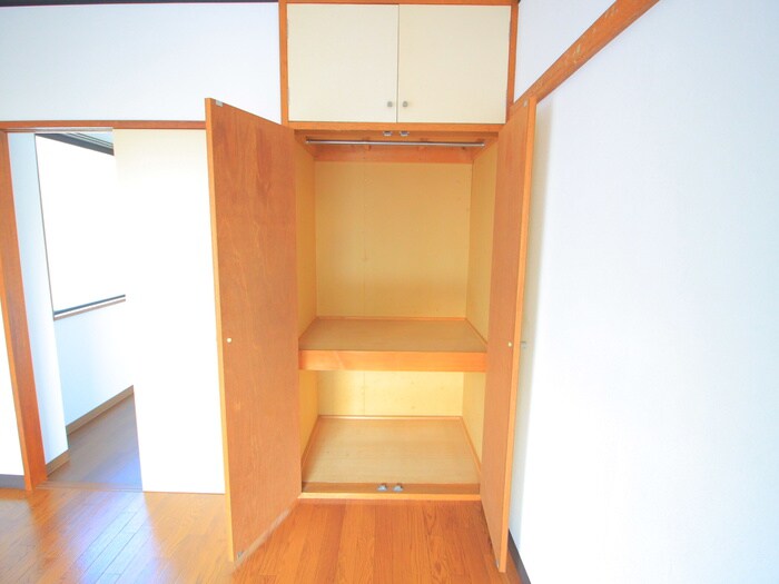 物件内観写真16　(収納)