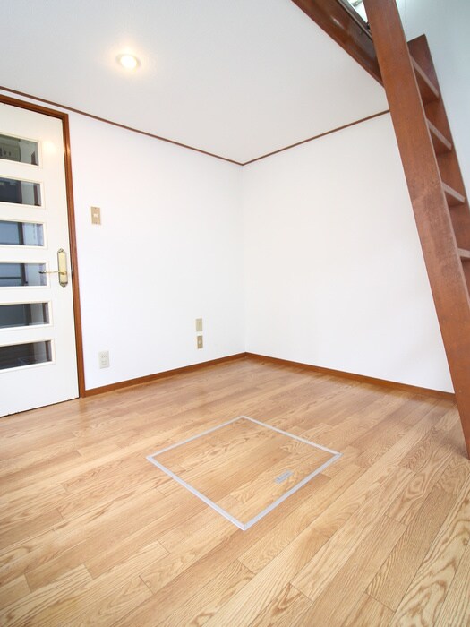 物件内観写真7　(居室)