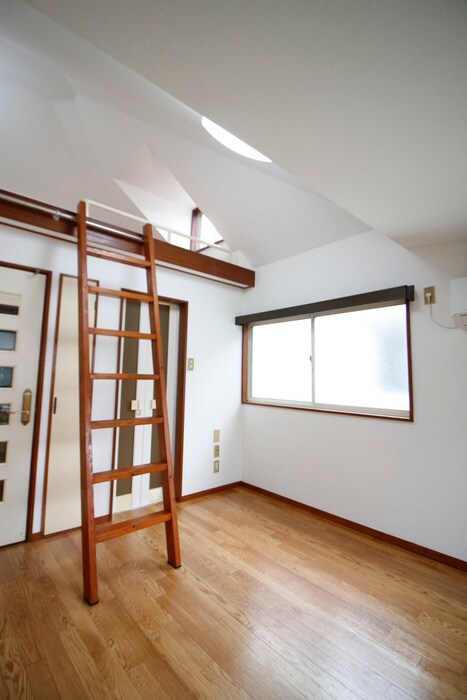 物件内観写真7　(居室)