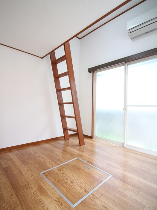 物件内観写真8　(居室)