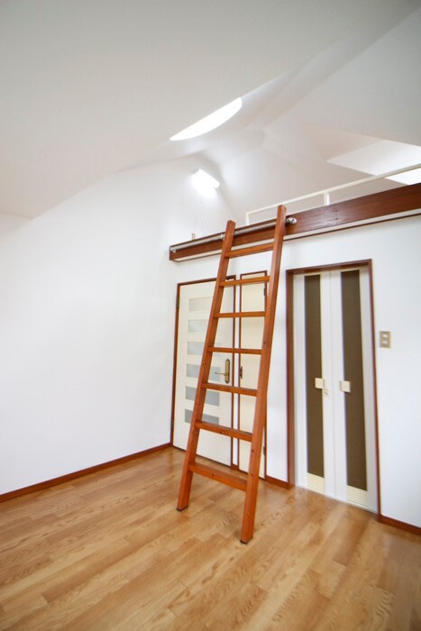 物件内観写真8　(居室)