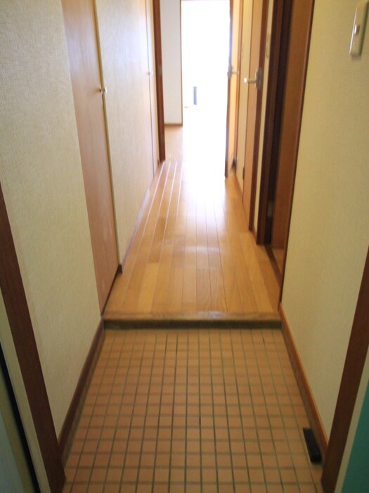 物件内観写真14　(靴箱)