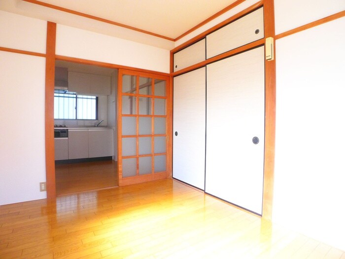 物件内観写真6　(居室)