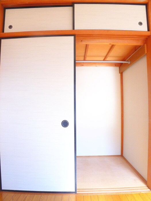 物件内観写真12　(収納)
