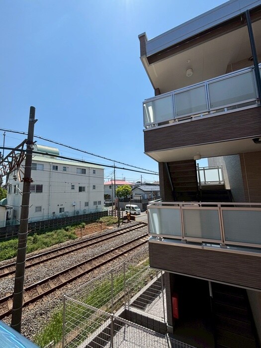 物件内観写真22　(室内からの展望)